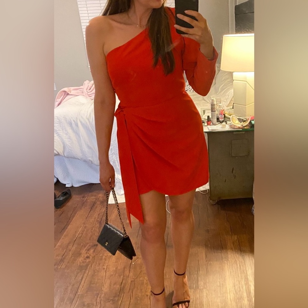Gianni Bini Red Asymmetrical One Shoulder Cocktail Dress
